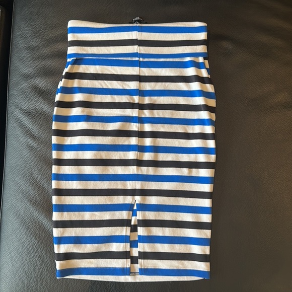 Mod BEBE Nylon Spandex Striped Skirt Size XS - Picture 5 of 6